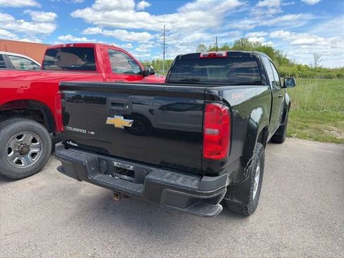Used 2018 Chevrolet Colorado W/T w/ WT Convenience Package AWD/4WD image 7