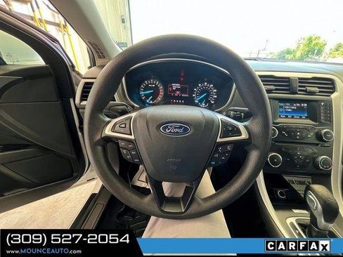 Used 2013 Ford Fusion SE FWD image 18