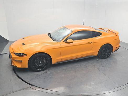 Used 2018 Ford Mustang Coupe w/ Ecoboost Performance Package image 41