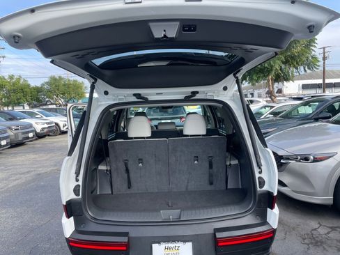 Used 2025 Hyundai Santa Fe SEL image 31