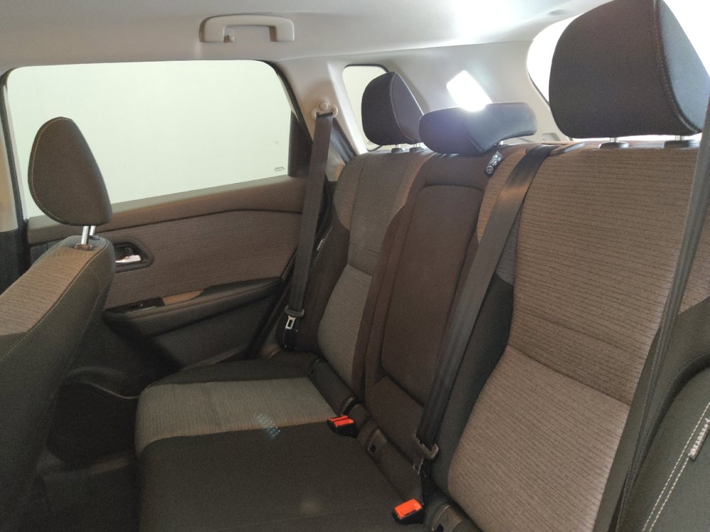 Used 2021 Nissan Rogue SV FWD image 18