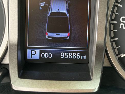 Used 2021 Toyota Tacoma SR5 image 22