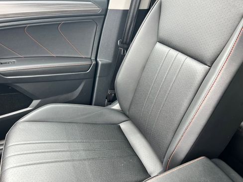 Used 2024 Volkswagen Tiguan Wolfsburg Edition image 27