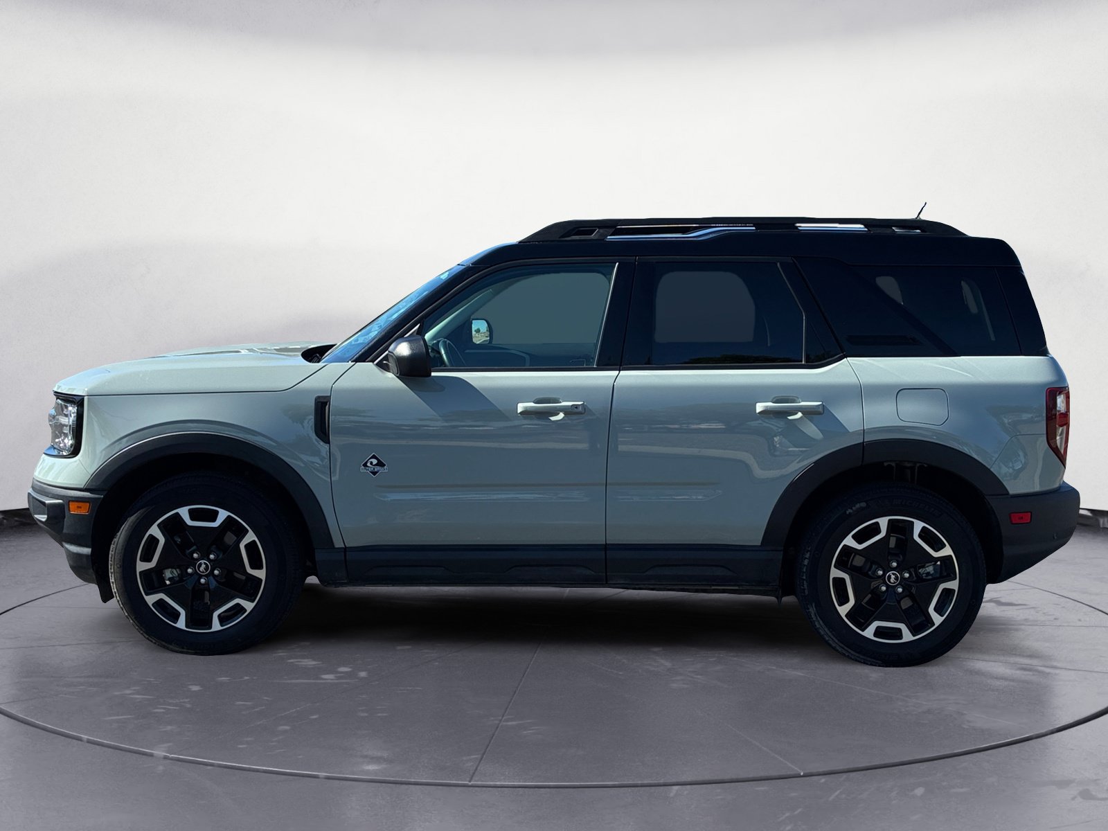Used 2023 Ford Bronco Sport Outer Banks AWD/4WD image 3