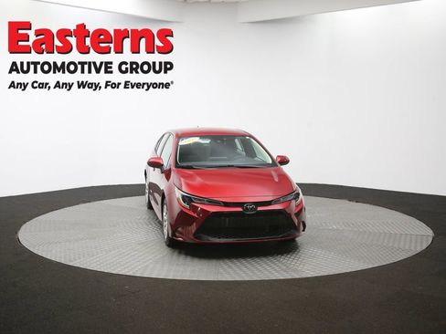 Used 2022 Toyota Corolla LE image 47