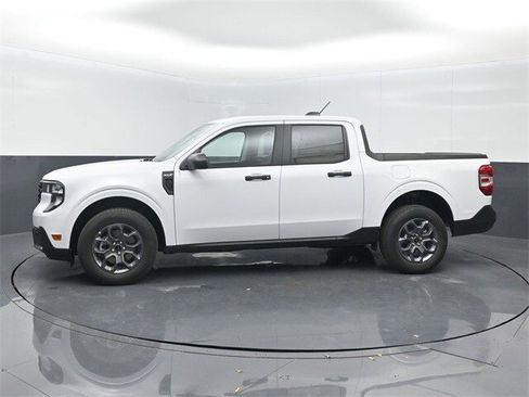 New 2025 Ford Maverick XLT image 4