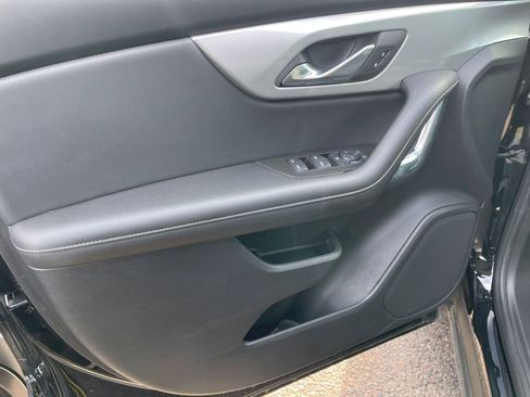 Used 2025 Chevrolet Blazer LT image 20