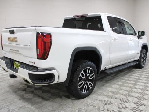 Used 2020 GMC Sierra 1500 AT4 w/ AT4 Premium Package AWD/4WD image 12