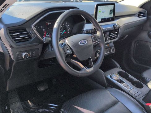 Used 2022 Ford Escape SEL image 16