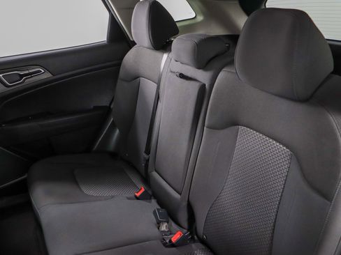 Used 2023 Kia Sportage LX image 24