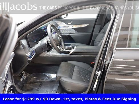 Certified 2025 BMW 760i xDrive w/ Executive Package image 6