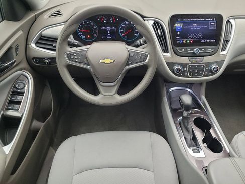 Used 2025 Chevrolet Malibu LT FWD image 22