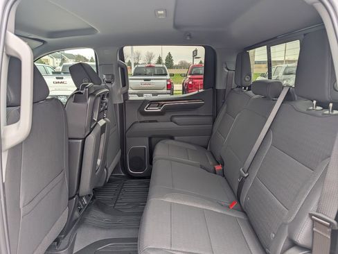 New 2026 GMC Sierra 1500 SLE w/ Preferred Package AWD/4WD image 7