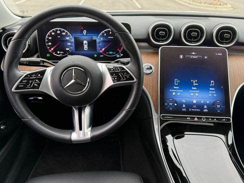 Used 2022 Mercedes-Benz C 300 Sedan image 10