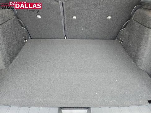 New 2025 Nissan Kicks SR image 24