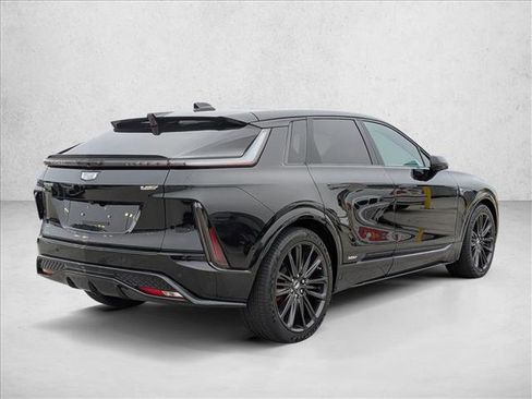 Used 2026 Cadillac Lyriq V image 5