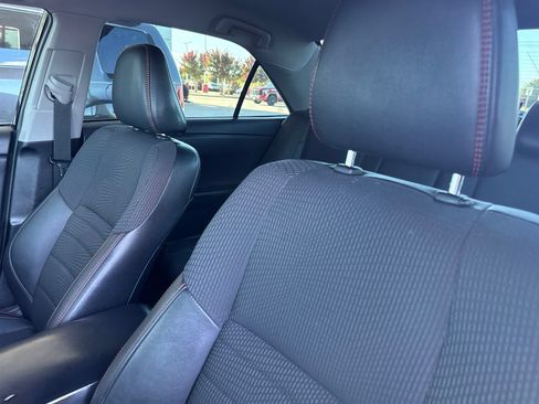 Used 2017 Toyota Camry SE FWD image 16