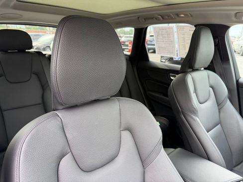 Certified 2024 Volvo XC60 T8 Plus w/ Protection Package Premier AWD/4WD image 16