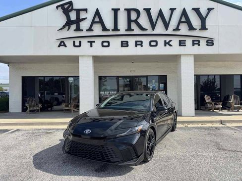 Used 2025 Toyota Camry SE w/ Multimedia Upgrade Package FWD image 37