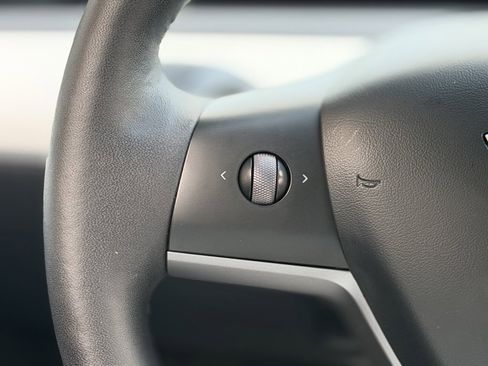 Used 2023 Tesla Model 3 Performance image 44