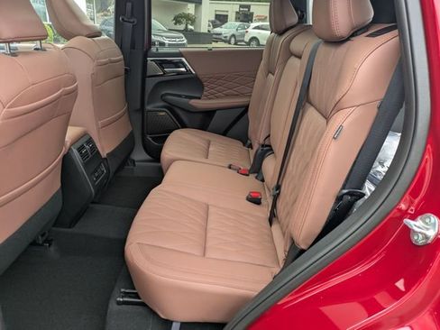 New 2025 Mitsubishi Outlander SEL image 29