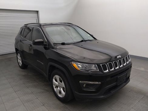 Used 2019 Jeep Compass Latitude image 13
