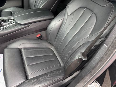 Used 2019 BMW X6 xDrive50i w/ M Sport Package AWD/4WD image 12