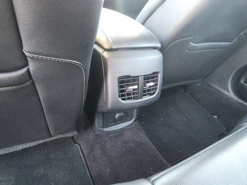 Used 2017 Ford Fusion SE w/ Equipment Group 201A AWD/4WD image 15
