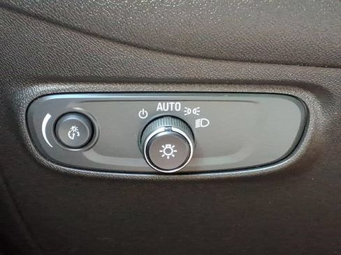 Used 2023 Chevrolet Equinox LS w/ LS Convenience Package FWD image 22