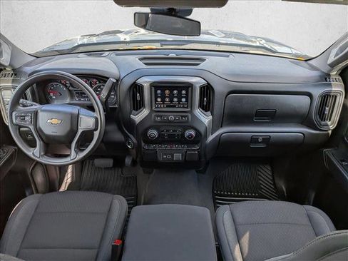 Used 2024 Chevrolet Silverado 1500 Custom image 15