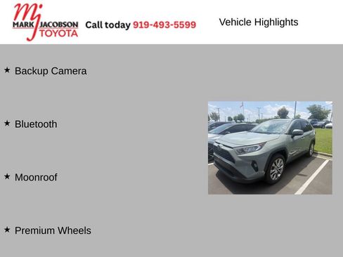 Used 2020 Toyota RAV4 XLE Premium FWD image 5