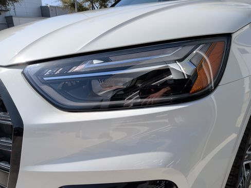 Used 2025 Audi SQ5 Premium Plus image 6