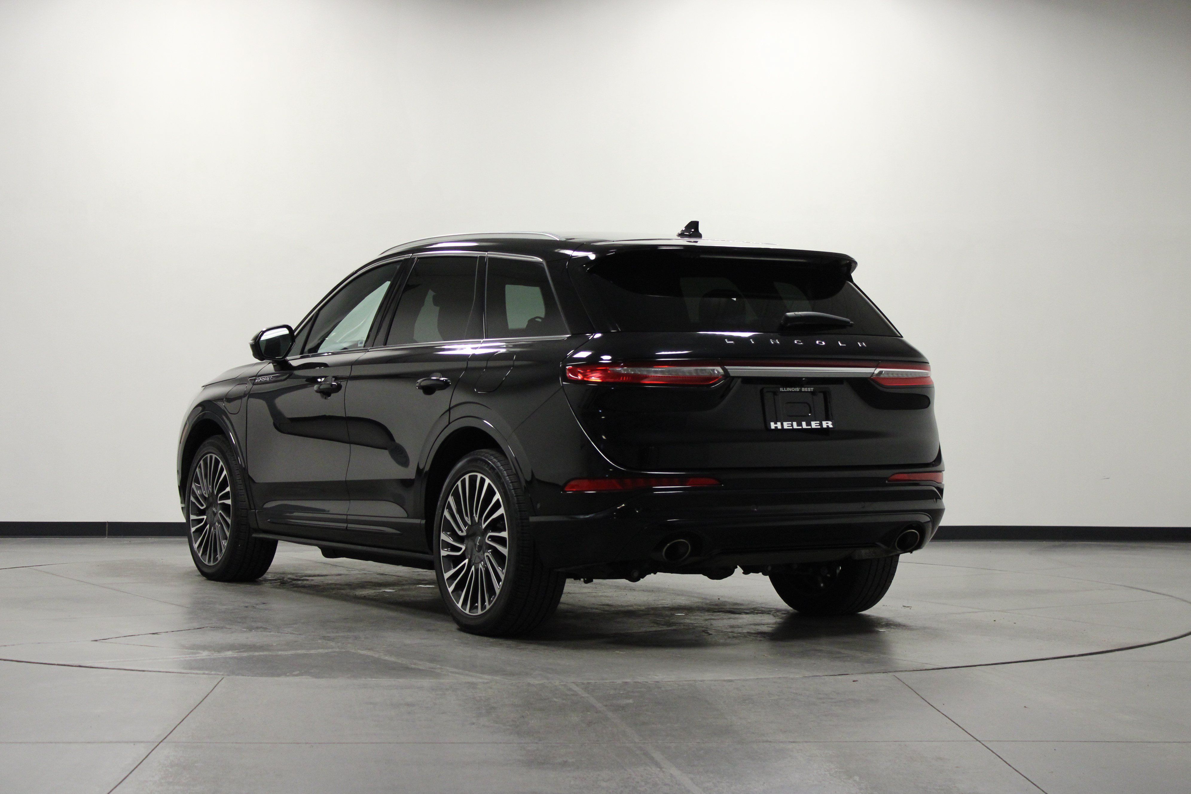Used 2021 Lincoln Corsair Grand Touring w/ Equipment Group 301A AWD/4WD image 6