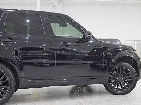Used 2019 Land Rover Range Rover Sport HSE image 10