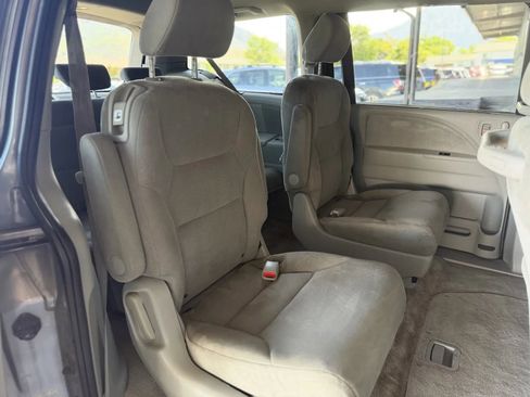 Used 2010 Honda Odyssey EX image 19
