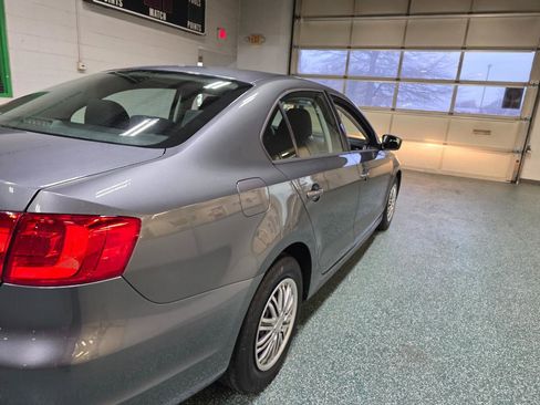 Used 2012 Volkswagen Jetta S image 7
