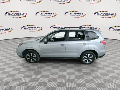 Used 2017 Subaru Forester 2.5i Premium image 5