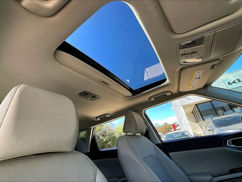 Certified 2023 Kia Soul EX image 13