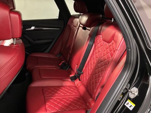 Used 2023 Audi SQ5 Premium Plus w/ Premium Plus Package image 18