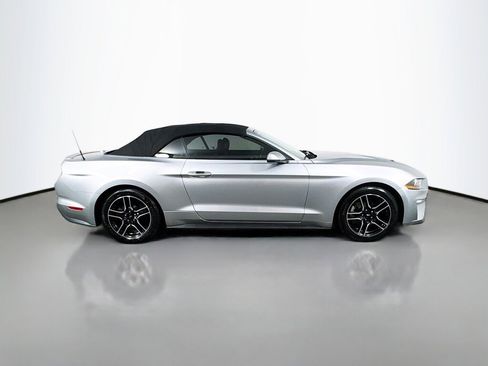 Used 2020 Ford Mustang Premium RWD image 7