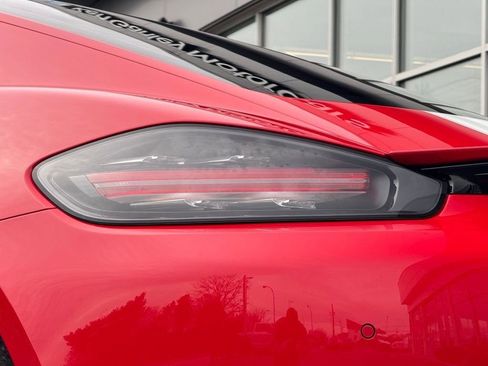 Used 2021 Porsche 718 Cayman image 24