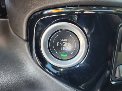 Used 2024 Chevrolet Silverado 2500 LTZ w/ LTZ Premium Package image 32