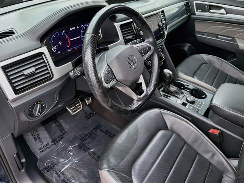 Used 2021 Volkswagen Atlas Cross Sport SEL Premium R-Line AWD/4WD image 26