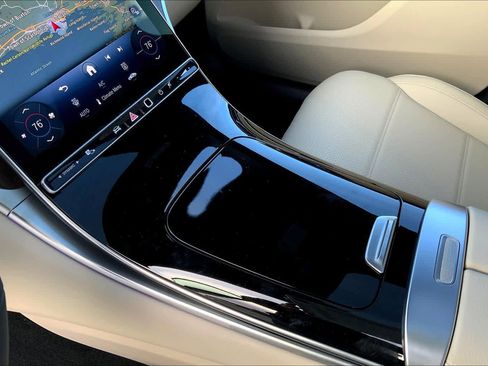 Used 2026 Mercedes-Benz GLC 300 4MATIC image 7