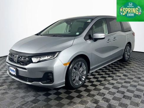 New 2026 Honda Odyssey Touring image 2