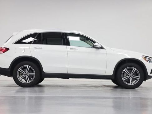 Used 2022 Mercedes-Benz GLC 300 4MATIC image 17