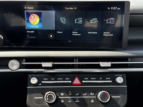 New 2026 Hyundai Tucson SE image 3