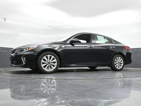 Used 2018 Kia Optima EX w/ Technology Package FWD image 45