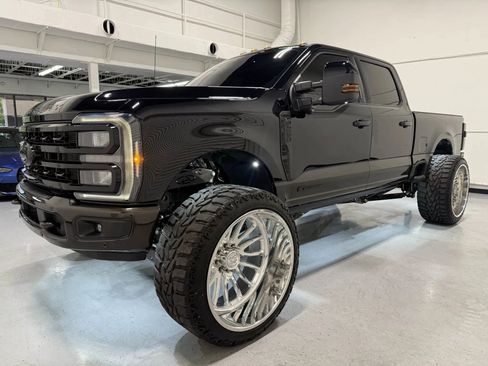 Used 2024 Ford F250 King Ranch image 8