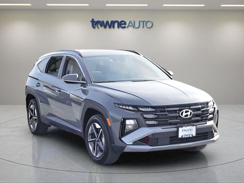 Used 2025 Hyundai Tucson SEL AWD/4WD image 7